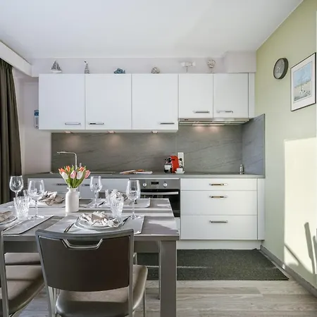 Charming With Terrace Nearby The Daire