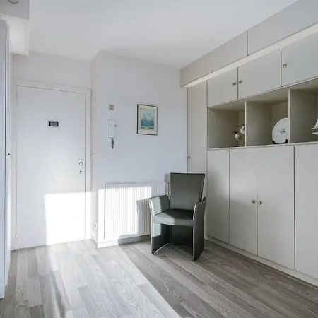 Apartment Charming With Terrace Nearby The Middelkerke