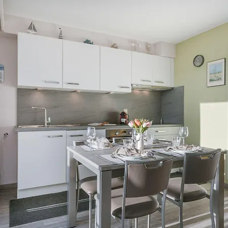 Charming With Terrace Nearby The Apartamento *